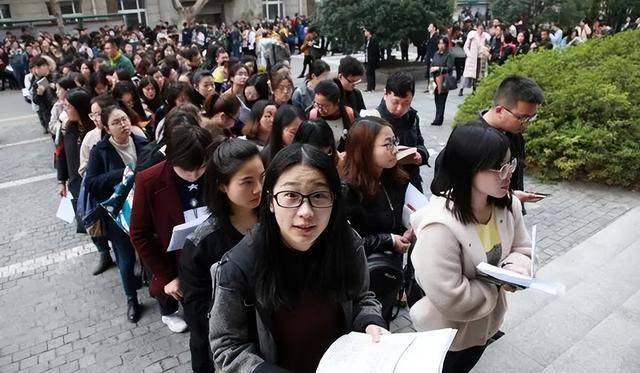 35歲考上事業(yè)編，我為何后悔不已？