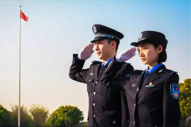 警校面試成功秘訣，十大必備口訣，邁向成功的關(guān)鍵要素