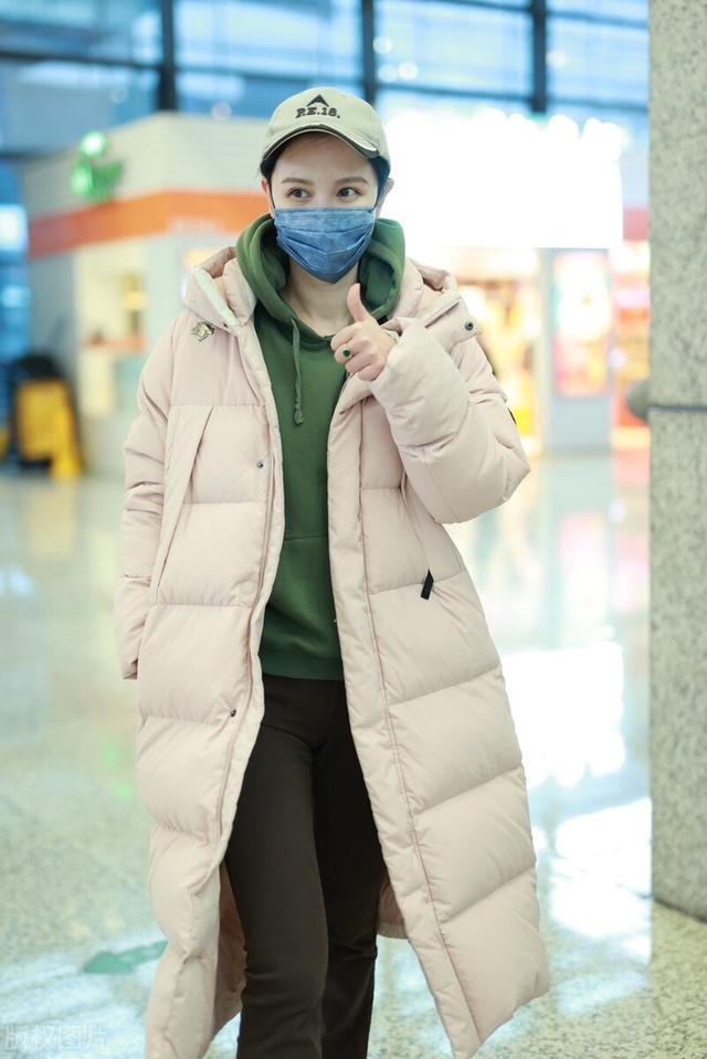 短袖羽絨服更暖的原因