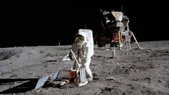 美國重返月球計(jì)劃遭遇技術(shù)難題，NASA 能否比中國早一步登月？