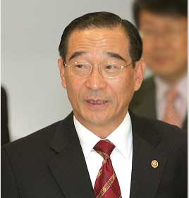 韓國(guó)前國(guó)防部長(zhǎng)官金龍顯被捕