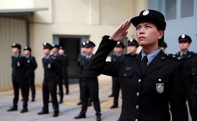 獄警公務(wù)員考試科目詳解概覽