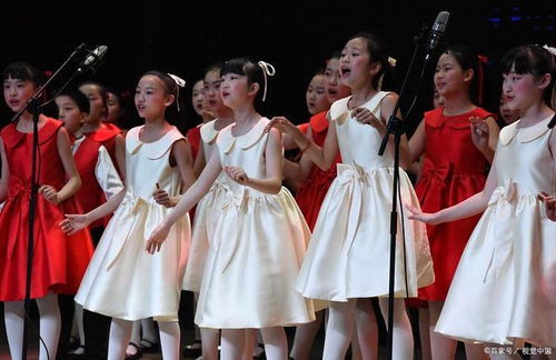 高校女生買7件演出服，穿完退貨！
