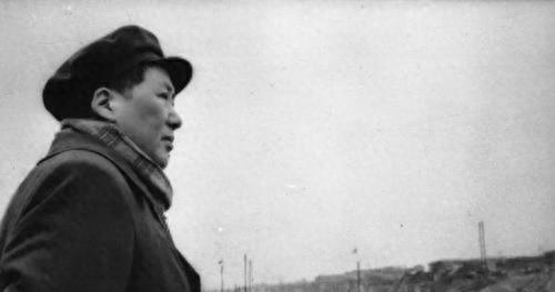 如果再給你一次機(jī)會，你還愿意嫁（娶）身旁這個人嗎？