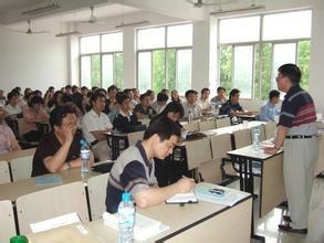 事業(yè)編文員專業(yè)要求與職業(yè)發(fā)展路徑深度解析