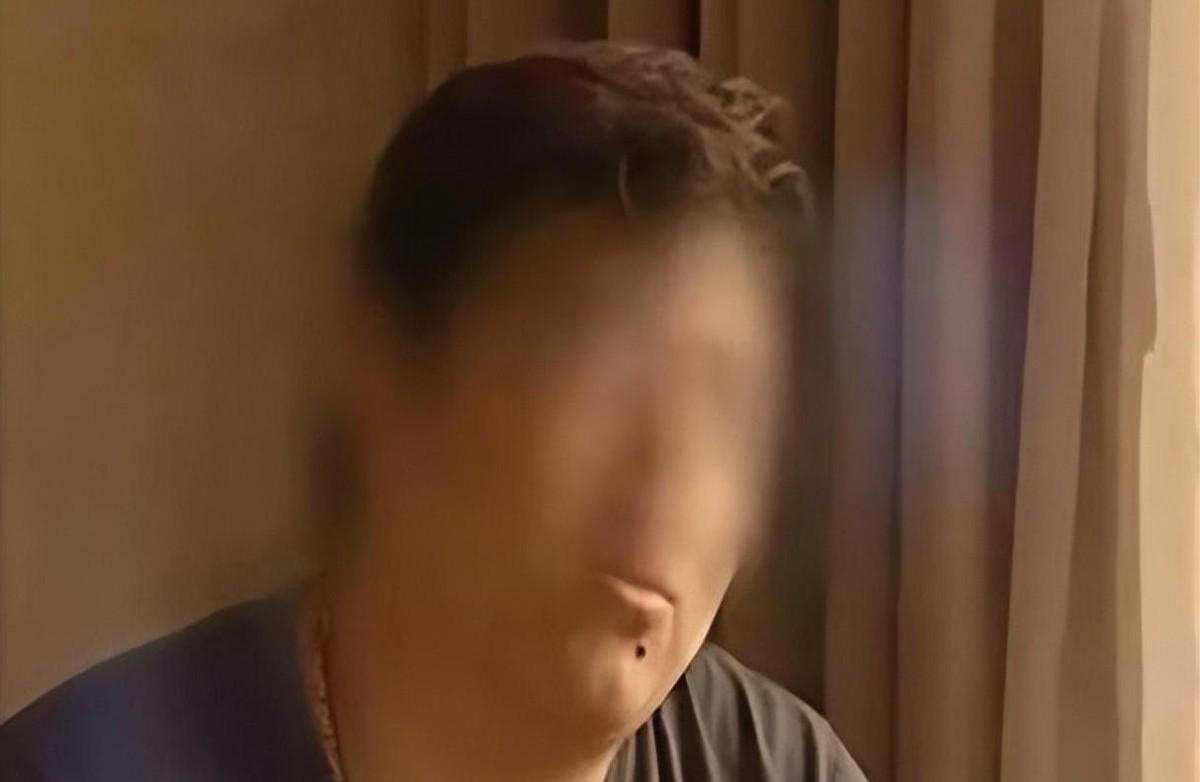 警方回應(yīng)爆炸后女子跳樓求生，現(xiàn)場(chǎng)情況與傳言不符