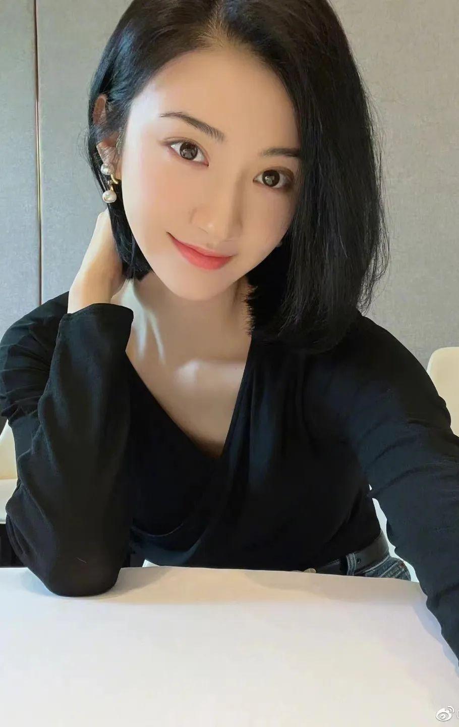 內(nèi)娛第一位洋蔥系藝人