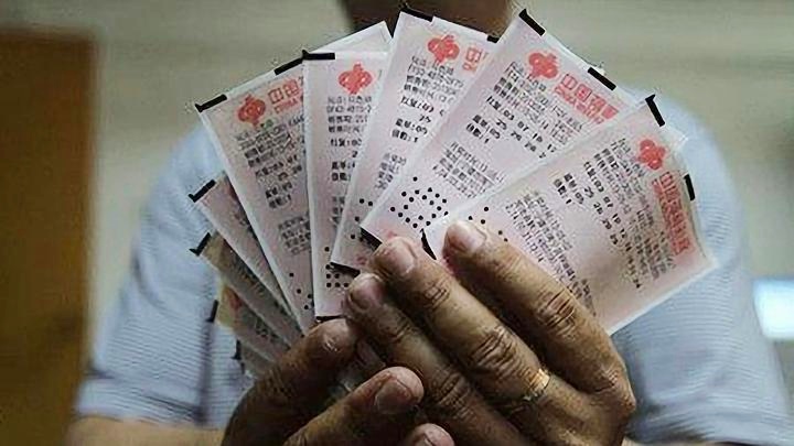 男子中2.43億彩票后25天死亡