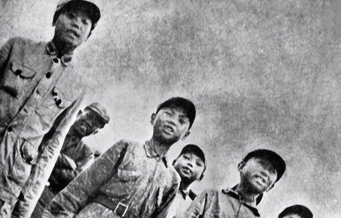 新時(shí)代下的軍人事業(yè)編隨軍政策，家庭支持與職業(yè)發(fā)展之路