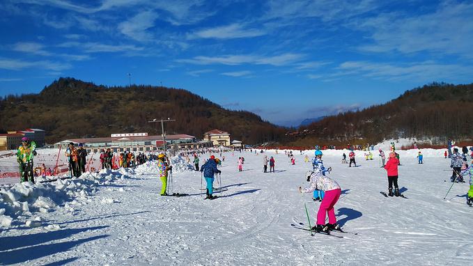 冰雪大世界，排隊(duì)讓大哥崩潰