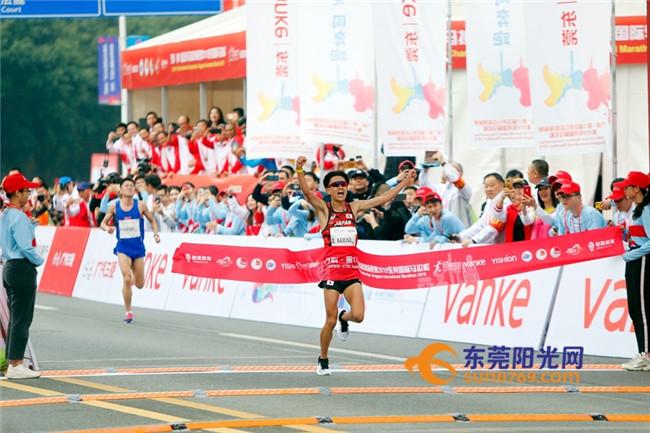 傳奇籃球巨星，文班亞馬42分18籃板