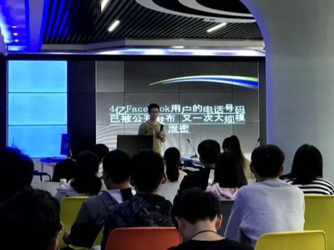湖州新聞傳媒中心，事業(yè)單位身份與媒體責(zé)任的擔(dān)當(dāng)