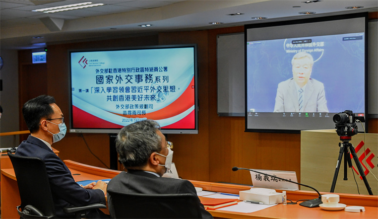 外交公務(wù)員，職業(yè)概述與角色深度解析