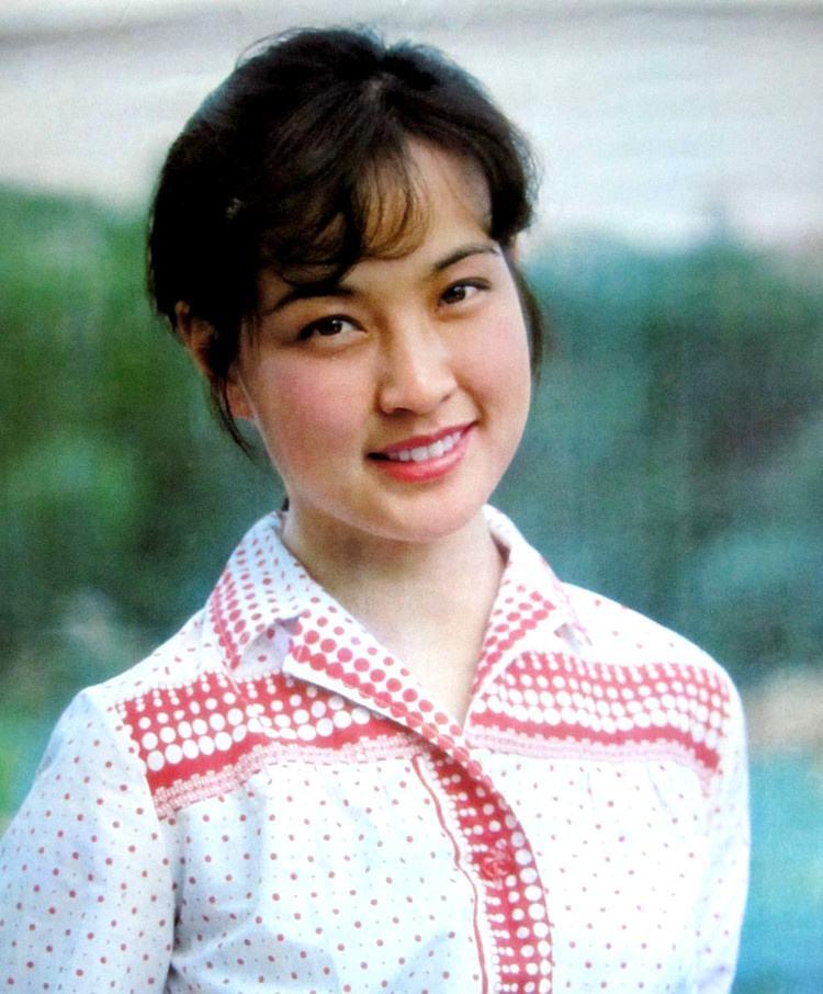 事業(yè)編應屆生個人簡歷，塑造自我，開啟成功之路的征程
